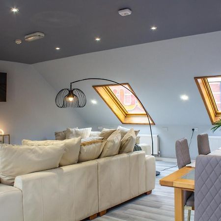 The Loft At Utopia Penthouse By M-Groupsa Swansea Exterior foto